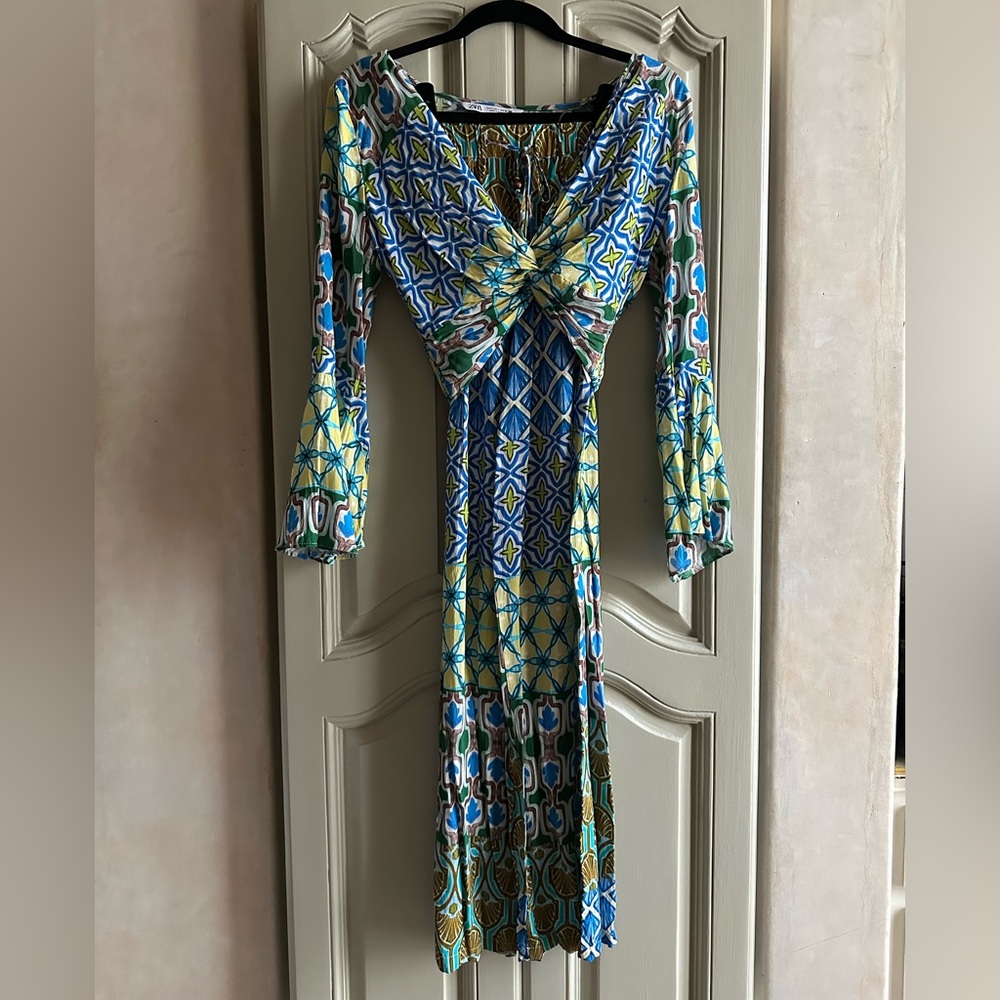 Zara Crop Top and Pants Set - Picture 9 of 9